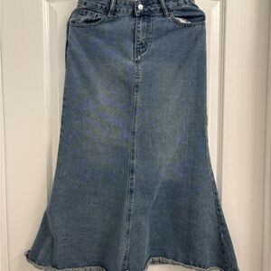 A-Line Blue Denim Skirt with Flared Silhouette